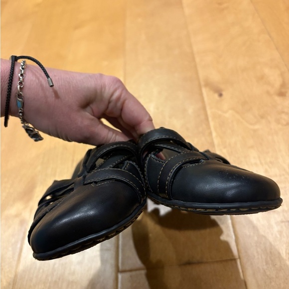 Born black leather slip on sandals 8 - Picture 7 of 9